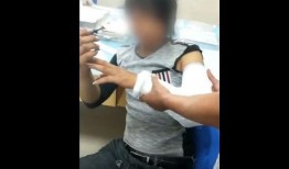 网红刀小刀吃瓜视频