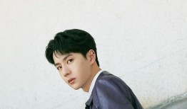 圈内爆料肖战喜欢李沁吗,传说中的“心动瞬间”，揭秘两人之间是否暗生情愫？